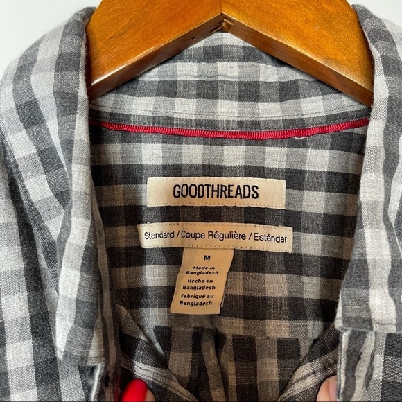 Good Threads Checkered Button Down Shirt Medium - Picture 3 of 5